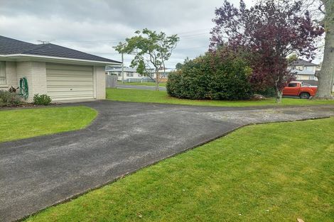 Photo of property in 1/10 Fernaig Street, Papakura, 2110