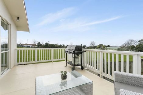 Photo of property in 80h Tirimoana Road, Te Atatu South, Auckland, 0602