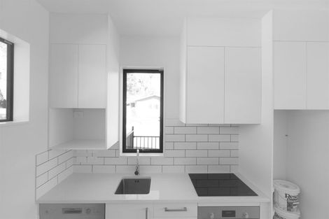 Photo of property in 1/22 Takapu Street, Henderson, Auckland, 0612