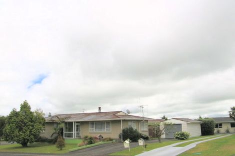 Photo of property in 2 Kinsella Place, Paeroa, 3600