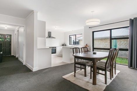 Photo of property in 2/11 Beach Road, Pahurehure, Papakura, 2113