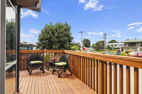 Photo of property in 18 Athenree Road, Athenree, Katikati, 3177