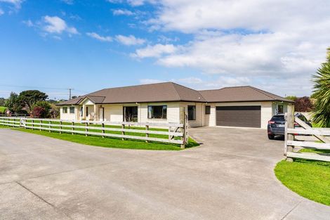 Photo of property in 127 Mangawhai Heads Road, Mangawhai Heads, Kaiwaka, 0573