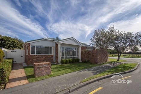 Photo of property in 1/2 Brookford Place, Westmorland, Christchurch, 8025