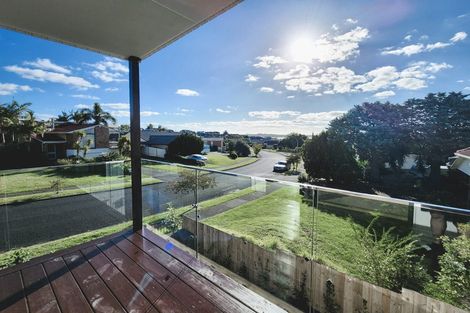Photo of property in 2 Embling Place, Eastern Beach, Auckland, 2012