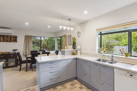 Photo of property in 8 Leigh Place, Paraparaumu Beach, Paraparaumu, 5032