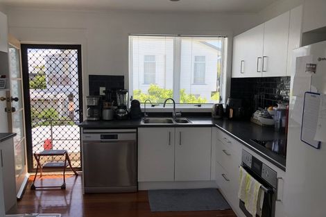 Photo of property in 1/54 Richards Avenue, Forrest Hill, Auckland, 0620