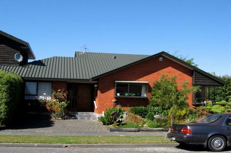 Photo of property in 2/61 Westgrove Avenue, Avonhead, Christchurch, 8042