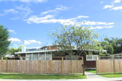 Photo of property in 23 Oregon Drive, Maoribank, Upper Hutt, 5018