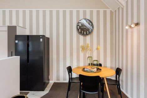 Photo of property in 14 Seaton Court, Hokowhitu, Palmerston North, 4410