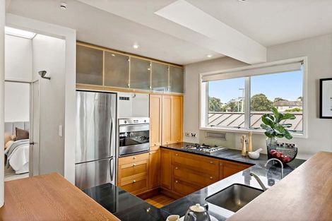 Photo of property in 2/8a Audrey Road, Takapuna, Auckland, 0620