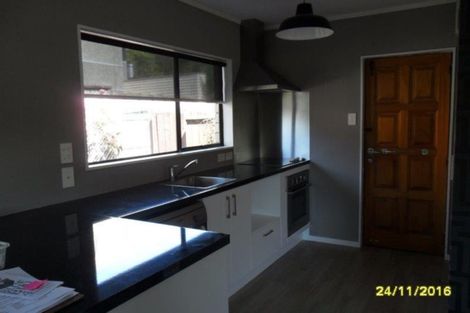 Photo of property in 47 Clare Street, Cambridge, 3434