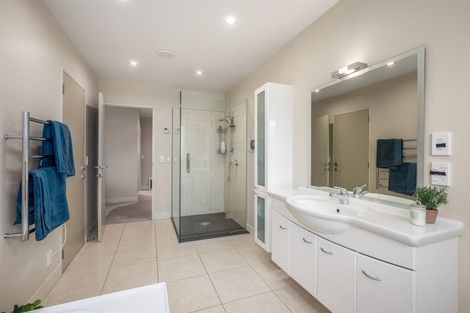 Photo of property in 3 The Palms, Raumati Beach, Paraparaumu, 5032