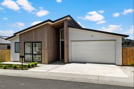 Photo of property in 7 Cutfield Lane, Kumeu, 0810