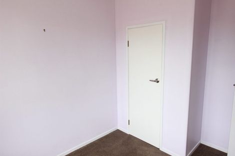 Photo of property in 17 Cunliffe Place, Glenfield, Auckland, 0629