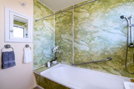 Photo of property in 49 Dunarnan Street, Avonside, Christchurch, 8061