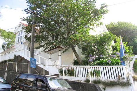 Photo of property in 34 Newman Terrace, Thorndon, Wellington, 6011