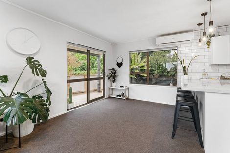 Photo of property in 97 Huia Street, Waikanae, 5036