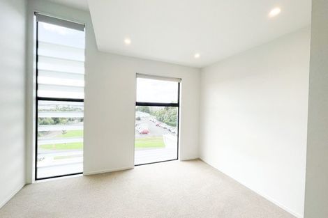 Photo of property in 38 Memorial Park Lane, Hobsonville, Auckland, 0618