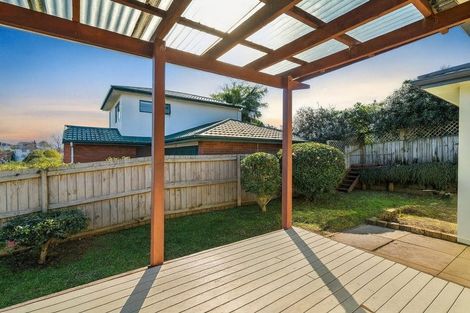 Photo of property in 72l Seabrook Avenue, New Lynn, Auckland, 0600
