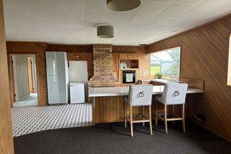 Photo of property in 25 Pyle Road West, One Tree Point, 0118