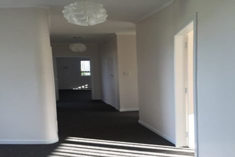 Photo of property in 100 Fourth Avenue, Woodhill, Whangarei, 0110