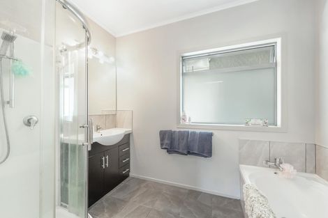 Photo of property in 10 Turnbull Crescent, Morrinsville, 3300