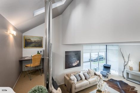 Photo of property in 8/1 Wiggins Street, Sumner, Christchurch, 8081