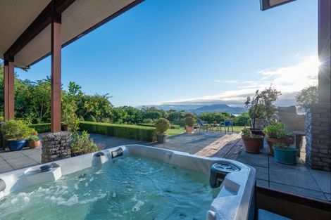 Photo of property in 48 Blue Ridge Drive, Acacia Bay, Taupo, 3385