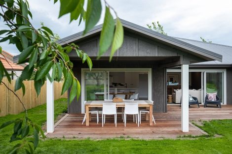 Photo of property in 24 Woodlands Drive, Havelock North, 4130