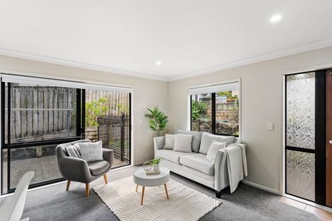 Photo of property in 4 Aldon Lane, The Gardens, Auckland, 2105