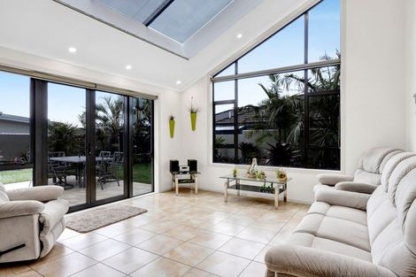 Photo of property in 19 Dolphin Parade, Bell Block, New Plymouth, 4312