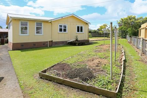 Photo of property in 147 Bruce Mclaren Road, Henderson, Auckland, 0612