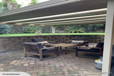 Photo of property in 13 Crimson Park, Oteha, Auckland, 0632