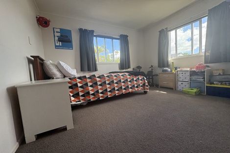 Photo of property in 16 Glenvar Road, Torbay, Auckland, 0630