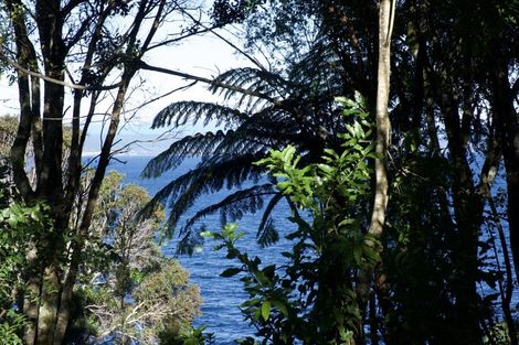 Photo of property in 1 Whakamoenga Point, Acacia Bay, Taupo, 3385