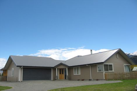 Photo of property in 18 Devon Street, Hanmer Springs, 7334