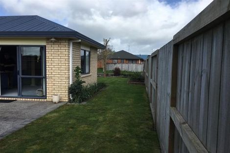 Photo of property in 10 Mckenzie Place, Rototuna North, Hamilton, 3210