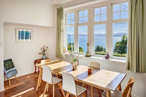 Photo of property in 54 Ferry Road, Days Bay, Lower Hutt, 5013