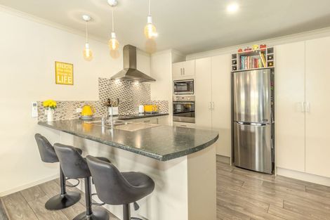 Photo of property in 65 Awatea Avenue, Paraparaumu, 5032