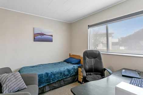 Photo of property in 14 Wembley Place, Richmond Heights, Taupo, 3330