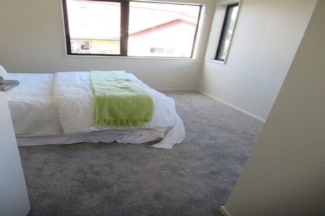 Photo of property in 10/2 Nikau Street, New Lynn, Auckland, 0600