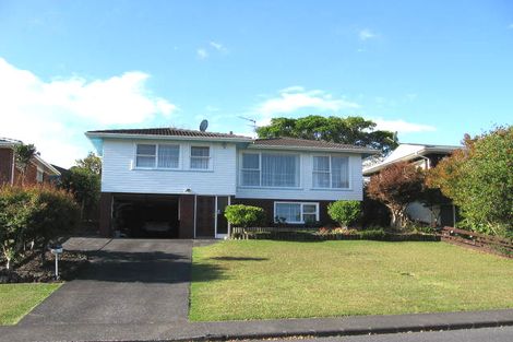 Photo of property in 75 Lantana Road, Green Bay, Auckland, 0604