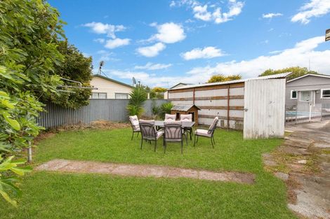 Photo of property in 256 Tremaine Avenue, Highbury, Palmerston North, 4412