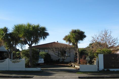 Photo of property in 132 Bower Avenue, New Brighton, Christchurch, 8083