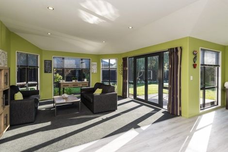 Photo of property in 2 The Stables, Woodend, 7610