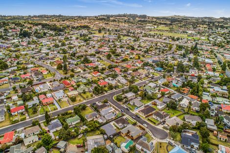 Photo of property in 3 Bowen Street, Manurewa East, Auckland, 2102