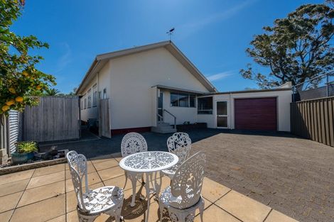 Photo of property in 8 Douglas Mclean Avenue, Marewa, Napier, 4110