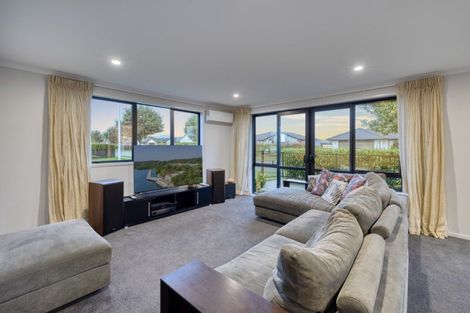 Photo of property in 17 Te Ranga Memorial Drive, Pyes Pa, Tauranga, 3112