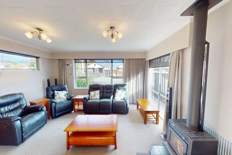 Photo of property in 1 Saint Annes Street, Levin, 5510